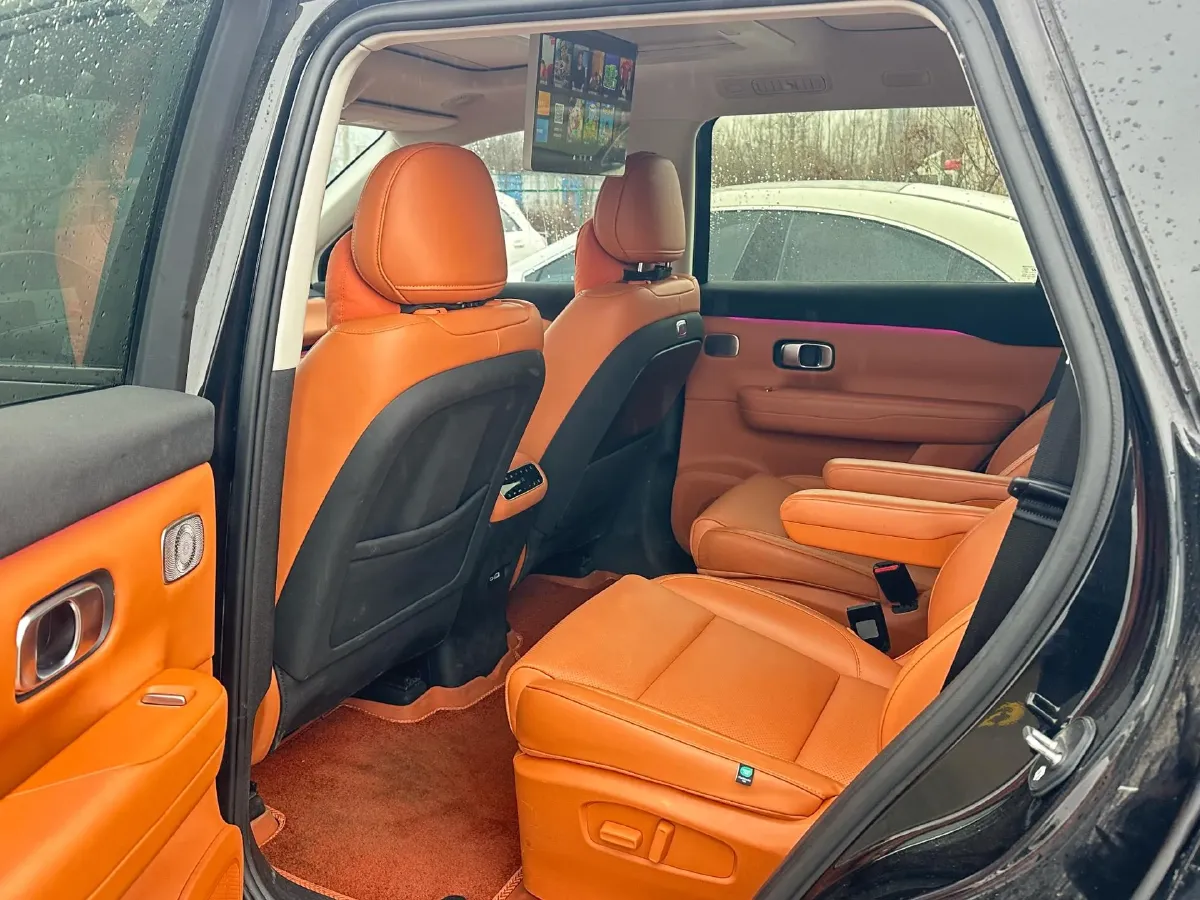 2024 Leapmotor C16 BEV 67.7KWH,autocango,china used car exporter,china ev exporter,chinese used car exporter,chinese used ev exporter