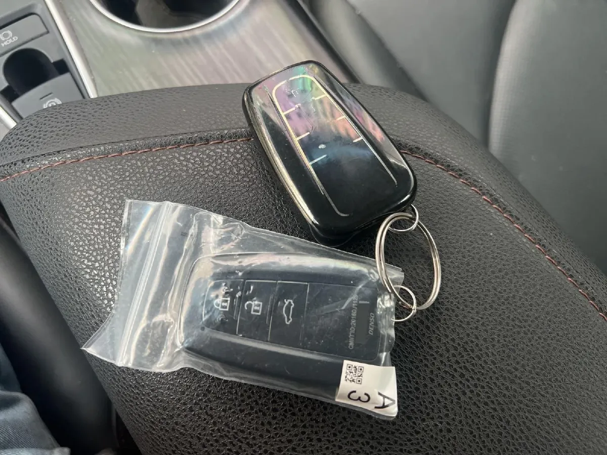 2021 Toyota Camry 2.0L 178HP L4 CVT,autocango,china used car exporter,china ev exporter,chinese used car exporter,chinese used ev exporter