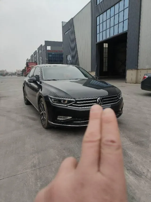 2020 Volkswagen Magotan 2.0T 186HP L4 7DCT,autocango,china used car exporter,china ev exporter,chinese used car exporter,chinese used ev exporter