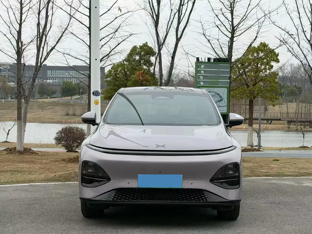 2025 Xpeng G6 BEV 68.5KWH,autocango,china used car exporter,china ev exporter,chinese used car exporter,chinese used ev exporter