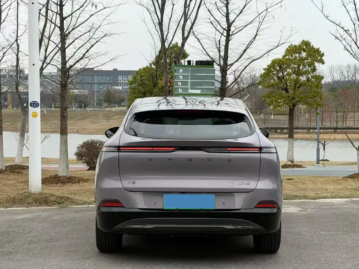 2025 Xpeng G6 BEV 68.5KWH,autocango,china used car exporter,china ev exporter,chinese used car exporter,chinese used ev exporter