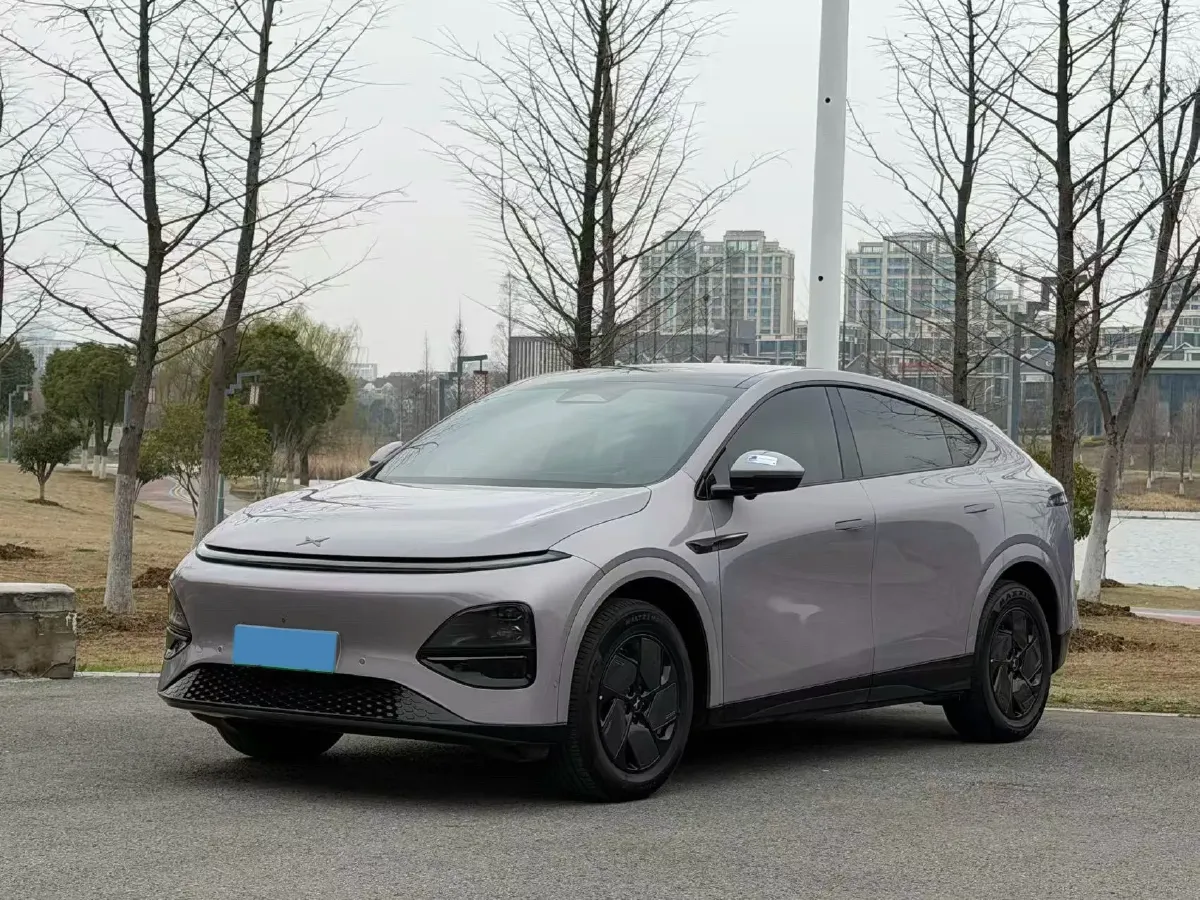 2025 Xpeng G6 BEV 68.5KWH,autocango,china used car exporter,china ev exporter,chinese used car exporter,chinese used ev exporter
