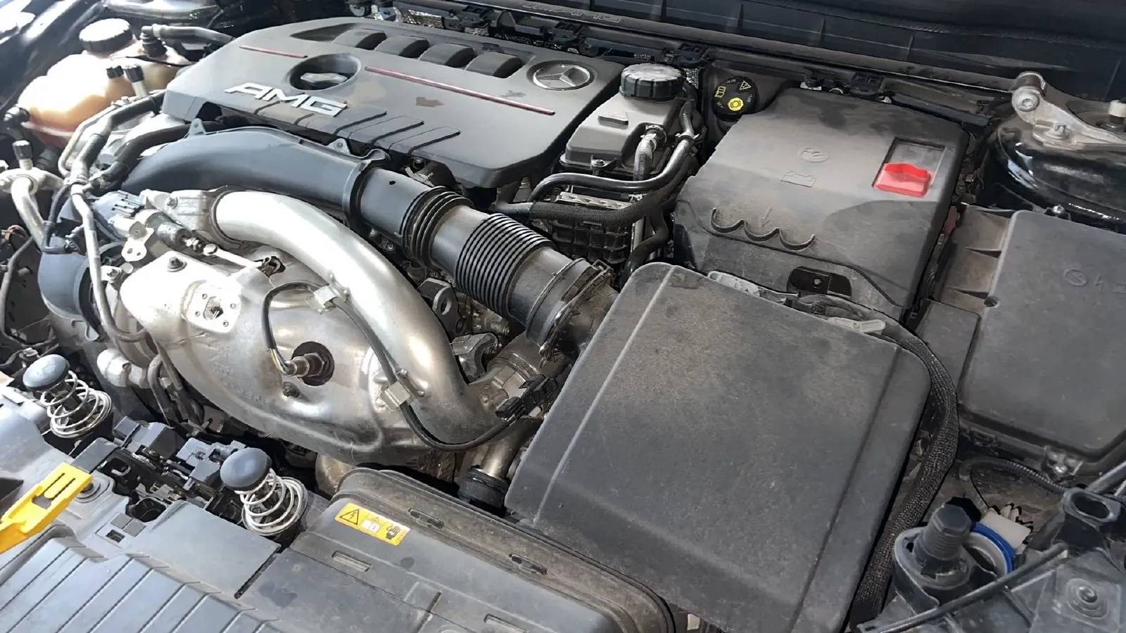 2021 Mercedes-Benz GLB AMG 2.0T 306HP L4 8DCT,autocango,china used car exporter,china ev exporter,chinese used car exporter,chinese used ev exporter