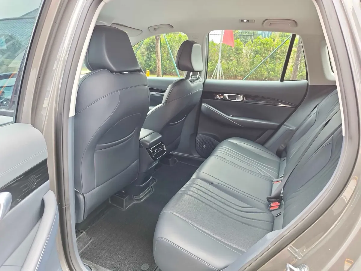 2024 YuanChen Super Van BEV 51KWH,autocango,china used car exporter,china ev exporter,chinese used car exporter,chinese used ev exporter