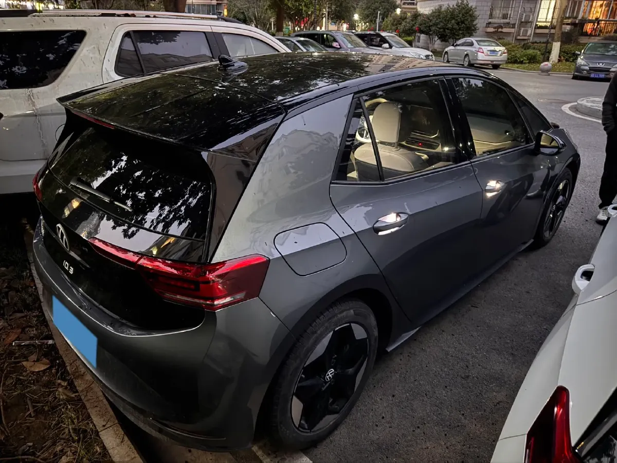 2025 Volkswagen ID.3 BEV 53.6KWH,autocango,china used car exporter,china ev exporter,chinese used car exporter,chinese used ev exporter