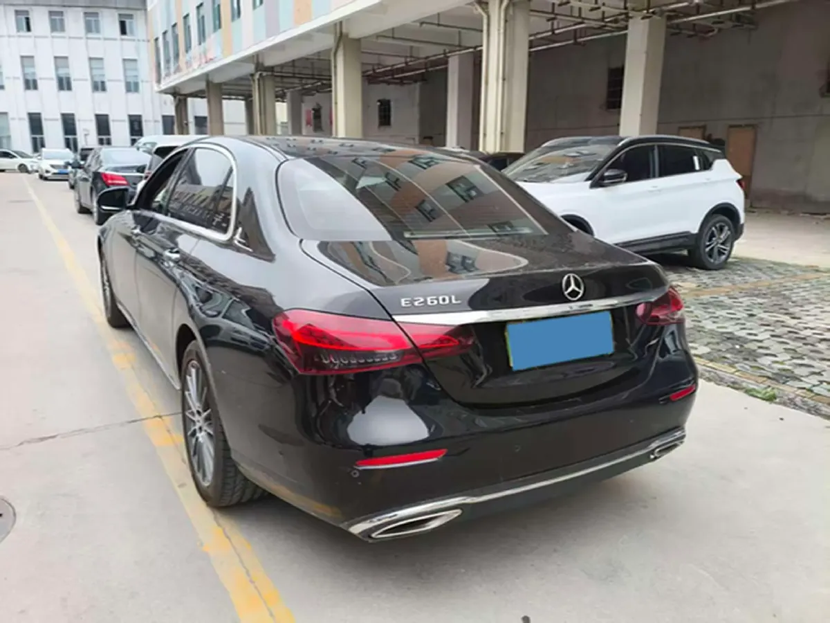 2021 Mercedes-Benz E Class 2.0T 197HP L4 9AT,autocango,china used car exporter,china ev exporter,chinese used car exporter,chinese used ev exporter