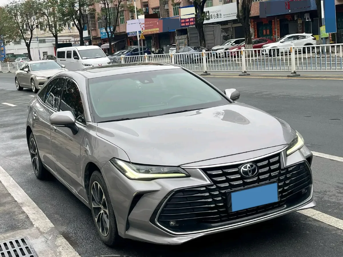2023 Toyota Avalon 2.0L 177HP L4 CVT,autocango,china used car exporter,china ev exporter,chinese used car exporter,chinese used ev exporter