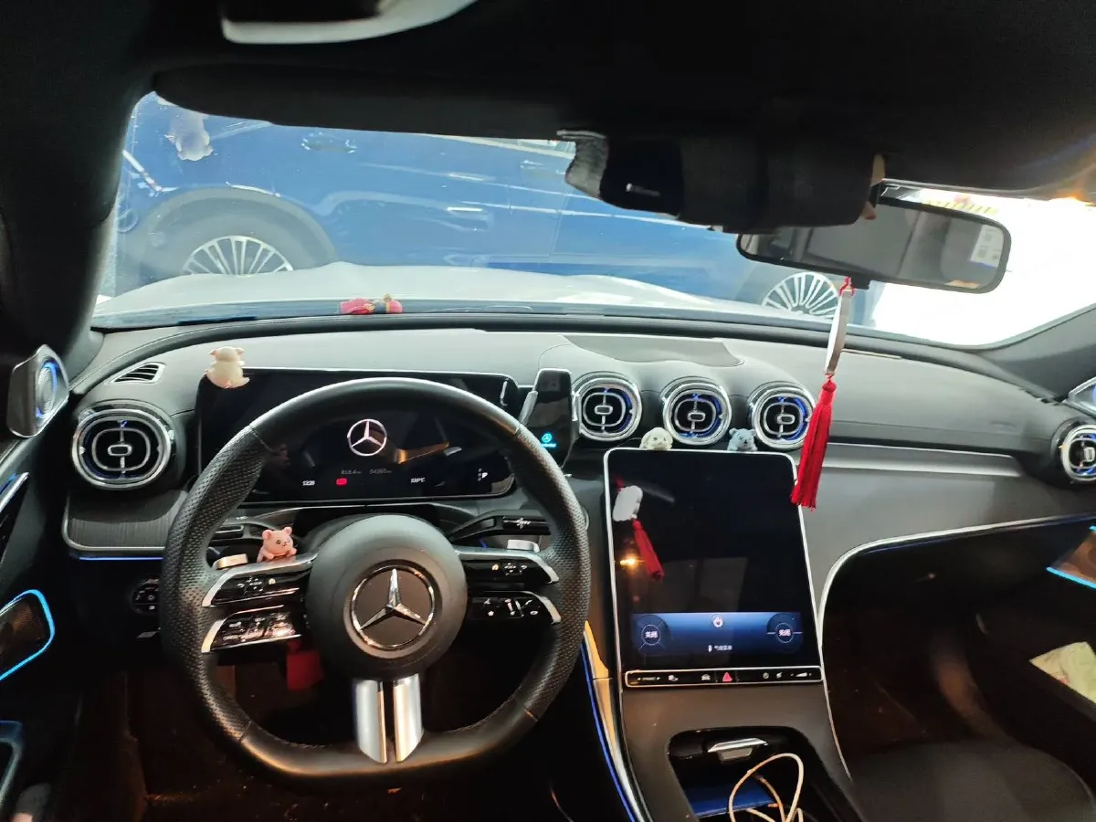 2025 Mercedes-Benz C Class 1.5T 170HP L4 9AT,autocango,china used car exporter,china ev exporter,chinese used car exporter,chinese used ev exporter