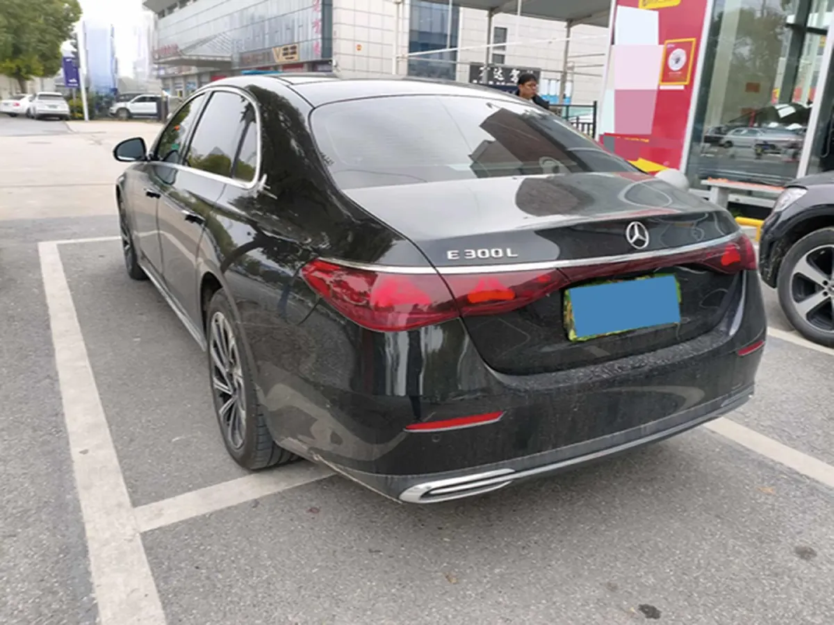 2025 Mercedes-Benz E Class 2.0T 258HP L4 9AT,autocango,china used car exporter,china ev exporter,chinese used car exporter,chinese used ev exporter