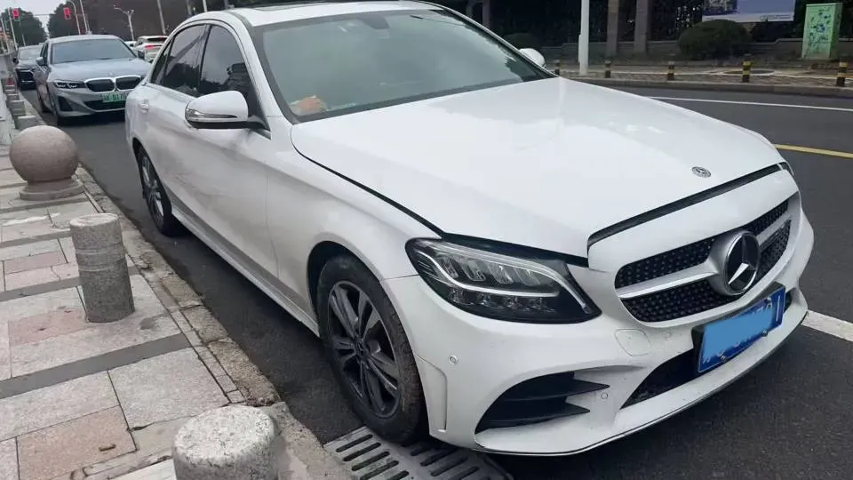 2020 Mercedes-Benz C Class 1.5T 156HP L4 9AT,autocango,china used car exporter,china ev exporter,chinese used car exporter,chinese used ev exporter