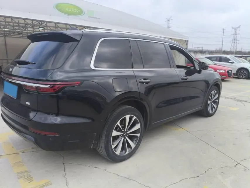2020 Li ONE Range Extended 131HP REEV 40.5KWH,autocango,china used car exporter,china ev exporter,chinese used car exporter,chinese used ev exporter