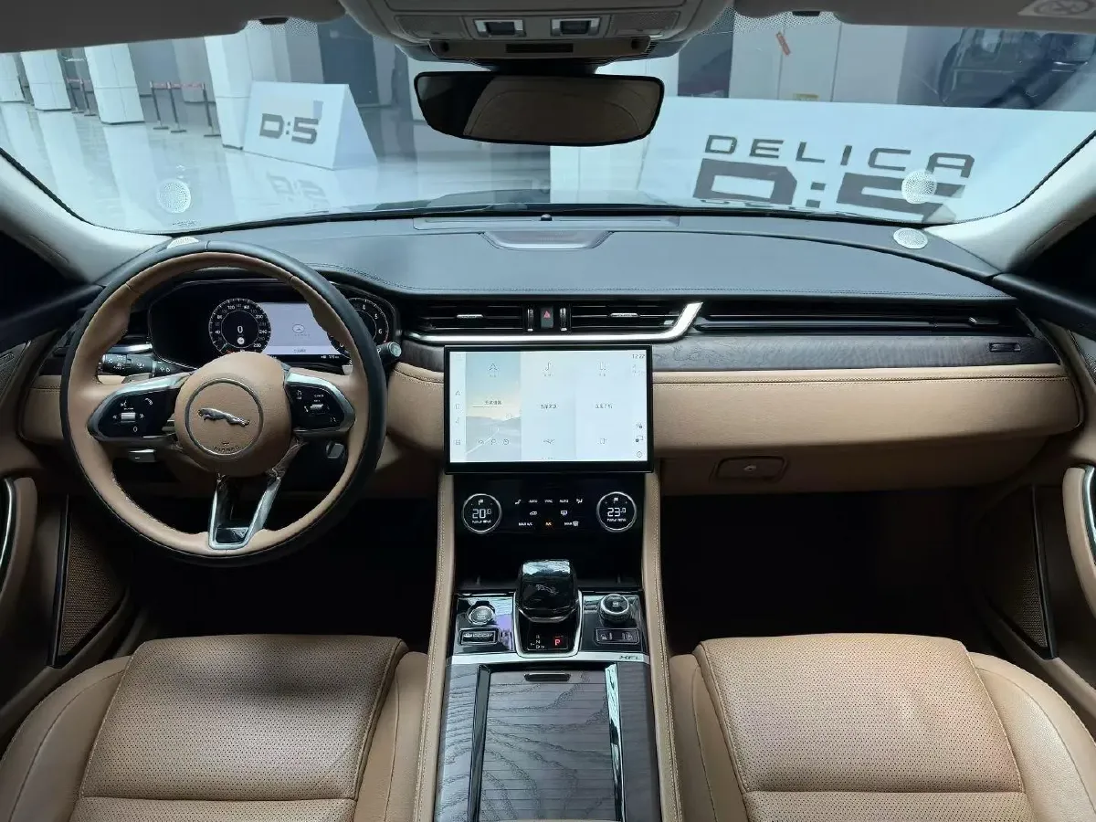 2024 Jaguar XFL 2.0T 250HP L4 8AT,autocango,china used car exporter,china ev exporter,chinese used car exporter,chinese used ev exporter