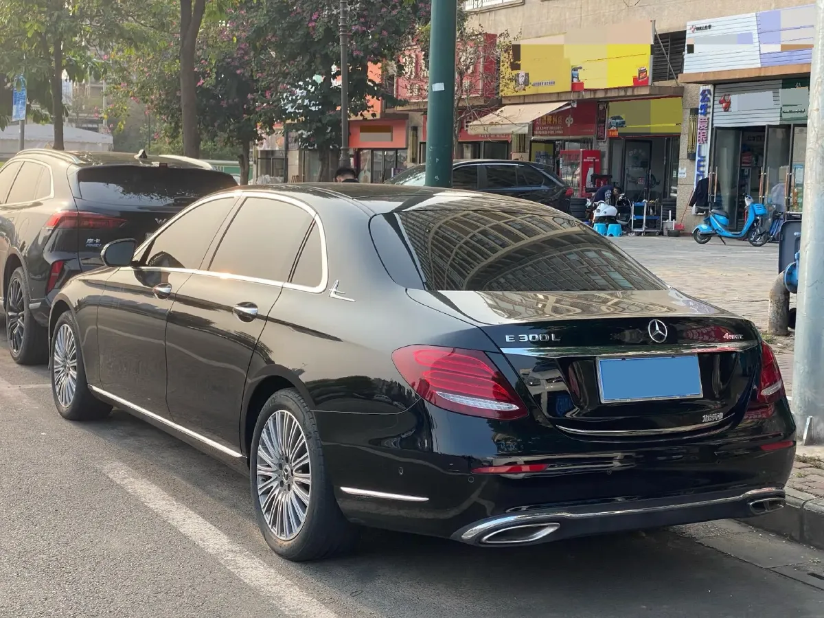 2020 Mercedes-Benz E Class 2.0T 258HP L4 9AT,autocango,china used car exporter,china ev exporter,chinese used car exporter,chinese used ev exporter