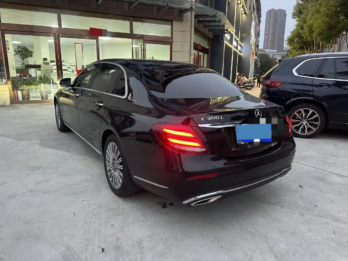 2020 Mercedes-Benz E Class 1.5T 184HP L4 9AT,autocango,china used car exporter,china ev exporter,chinese used car exporter,chinese used ev exporter