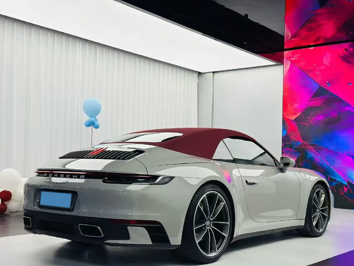 2023 Porsche 911 3.0T 385HP H6 8DCT,autocango,china used car exporter,china ev exporter,chinese used car exporter,chinese used ev exporter