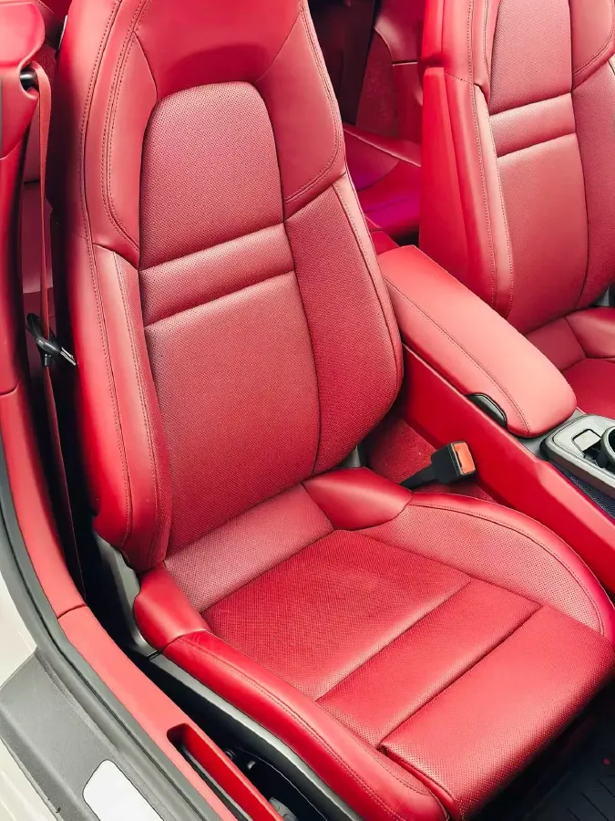 2023 Porsche 911 3.0T 385HP H6 8DCT,autocango,china used car exporter,china ev exporter,chinese used car exporter,chinese used ev exporter