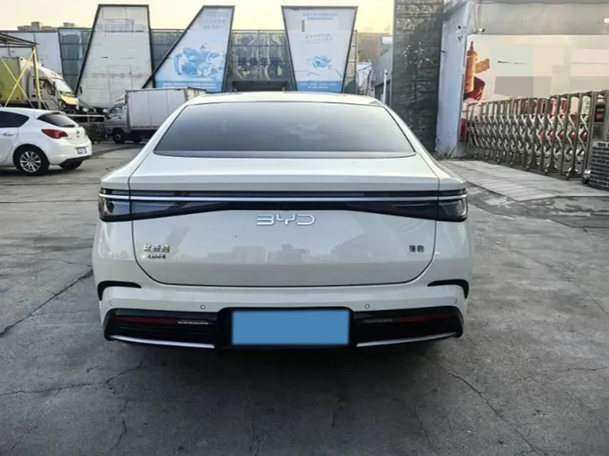 2023 BYD Seal 1.5L 110HP L4 E-CVT PHEV 17.6KWH,autocango,china used car exporter,china ev exporter,chinese used car exporter,chinese used ev exporter