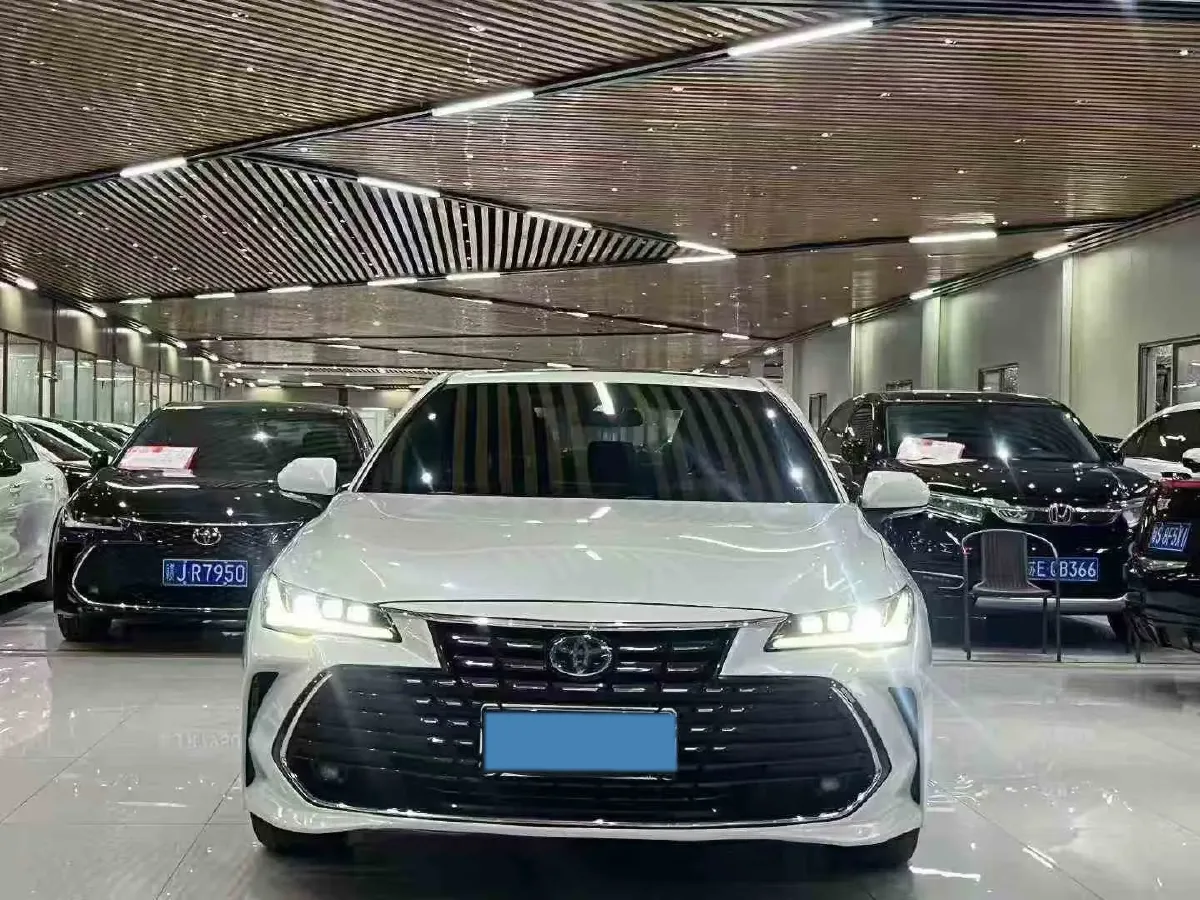 2022 Toyota Avalon 2.5L 178HP L4 E-CVT Hybrid,autocango,china used car exporter,china ev exporter,chinese used car exporter,chinese used ev exporter