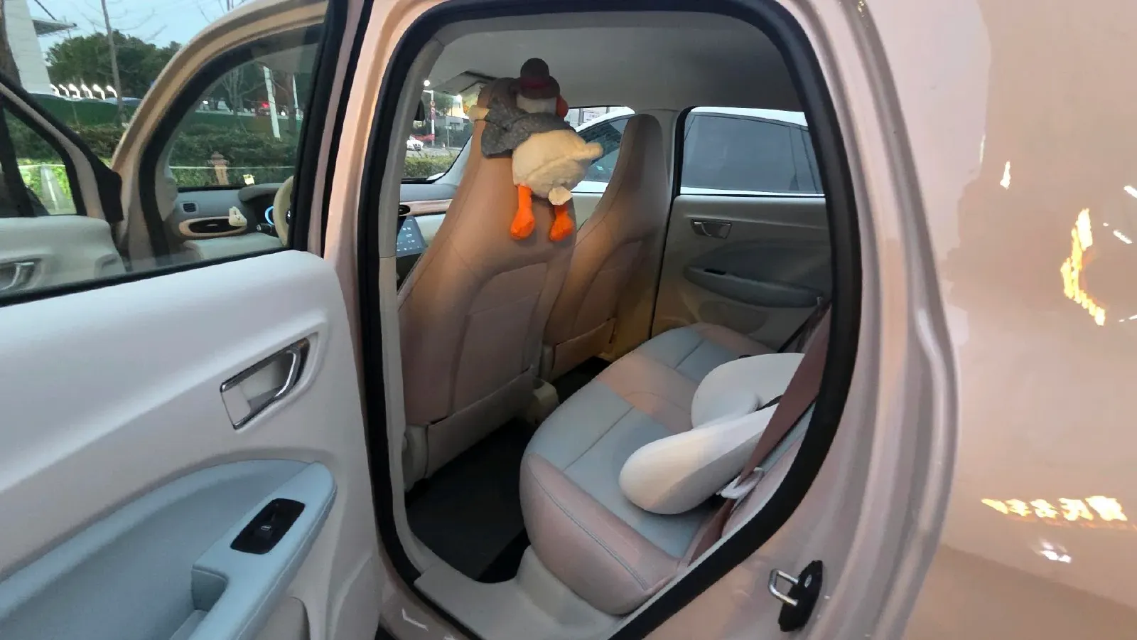 2024 Leapmotor T03 BEV 31.9KWH,autocango,china used car exporter,china ev exporter,chinese used car exporter,chinese used ev exporter