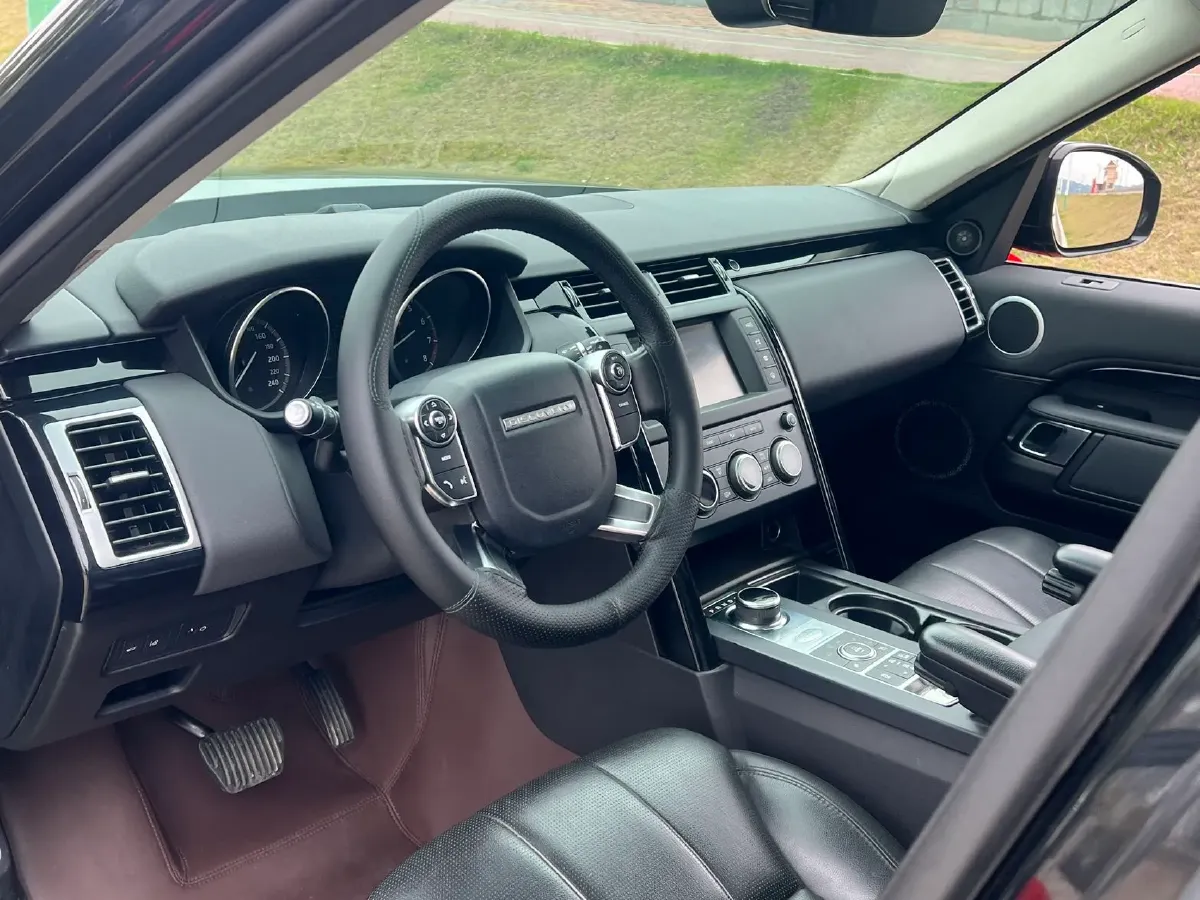 2017 Land Rover Discovery 3.0T 340HP V6 8AT,autocango,china used car exporter,china ev exporter,chinese used car exporter,chinese used ev exporter