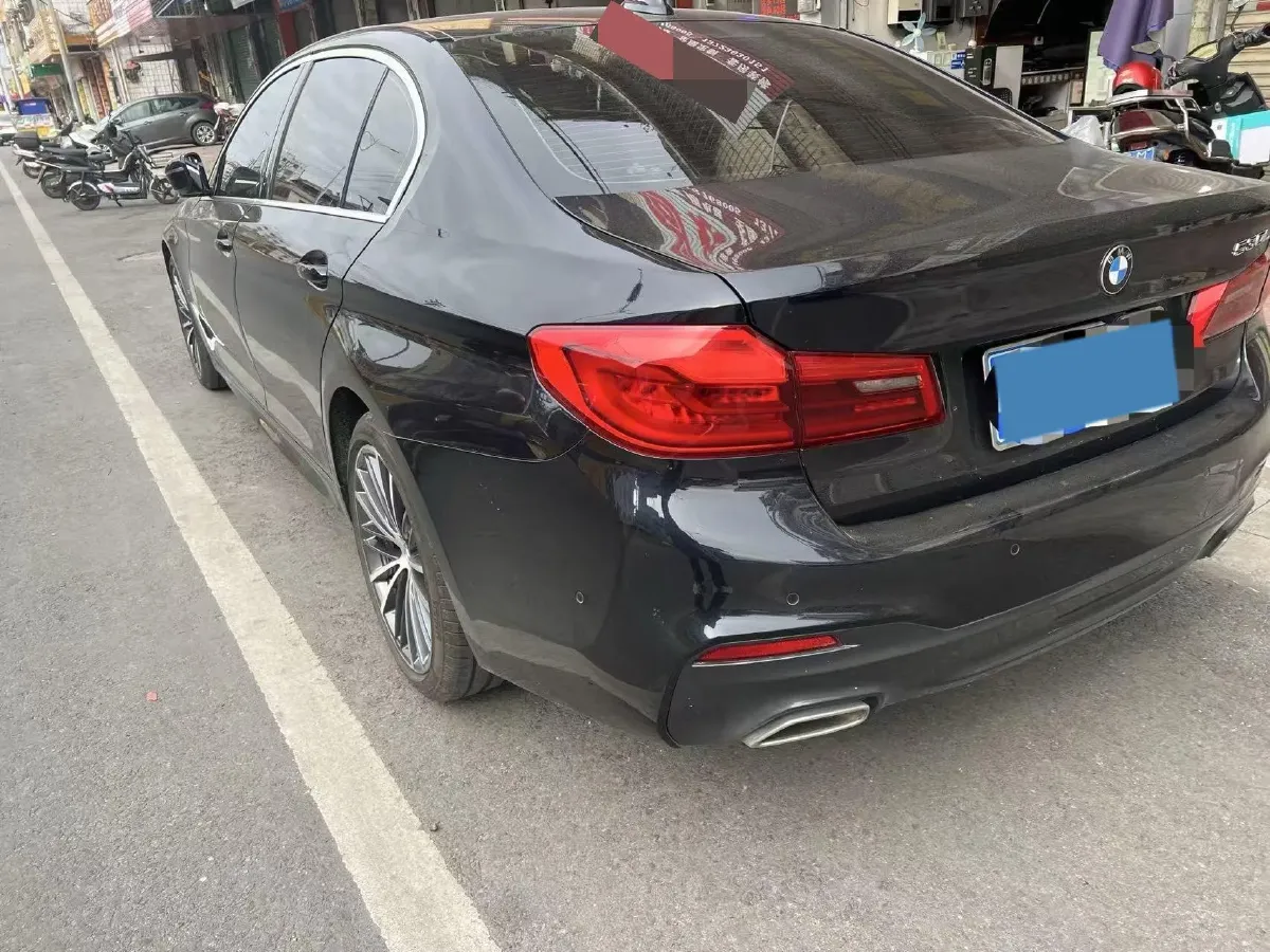 2020 BMW 5 Series 2.0T 252HP L4 8AT,autocango,china used car exporter,china ev exporter,chinese used car exporter,chinese used ev exporter