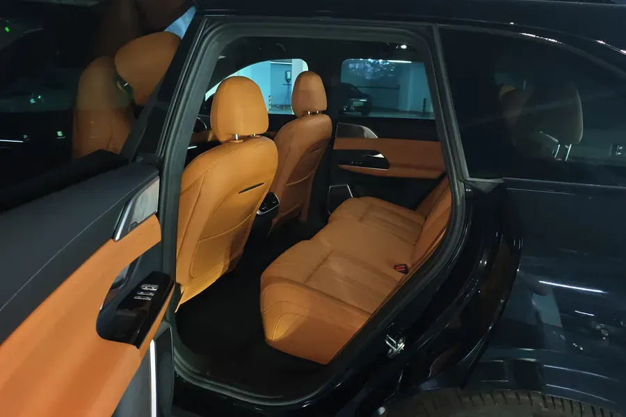 2025 Xpeng G9 BEV 79KWH,autocango,china used car exporter,china ev exporter,chinese used car exporter,chinese used ev exporter