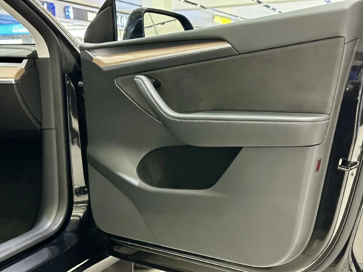 2022 Tesla Model Y BEV 60KWH,autocango,china used car exporter,china ev exporter,chinese used car exporter,chinese used ev exporter