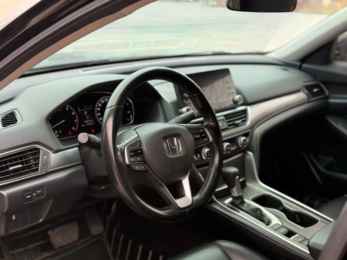 2018 Honda Accord 1.5T 194HP L4 CVT,autocango,china used car exporter,china ev exporter,chinese used car exporter,chinese used ev exporter