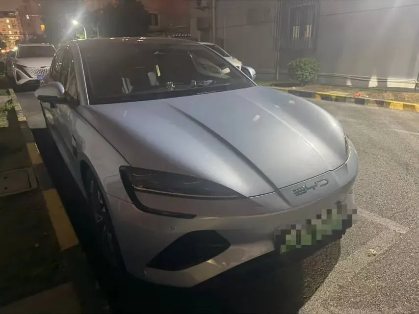 2022 MAXUS DaJia 5 BEV 70KWH,autocango,china used car exporter,china ev exporter,chinese used car exporter,chinese used ev exporter