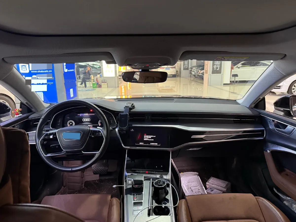 2024 Audi A7L 2.0T 245HP L4 7DCT,autocango,china used car exporter,china ev exporter,chinese used car exporter,chinese used ev exporter