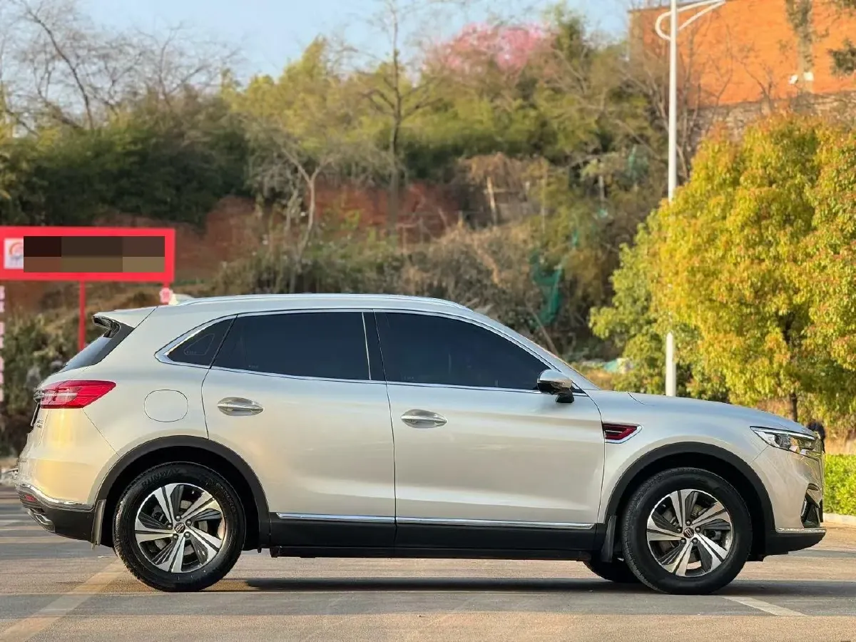 2019 HongQi HS5 2.0T 224HP L4 6AT,autocango,china used car exporter,china ev exporter,chinese used car exporter,chinese used ev exporter