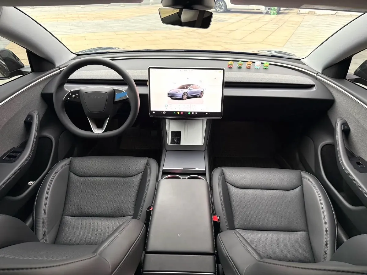 2025 Tesla Model 3 BEV 62.5KWH,autocango,china used car exporter,china ev exporter,chinese used car exporter,chinese used ev exporter