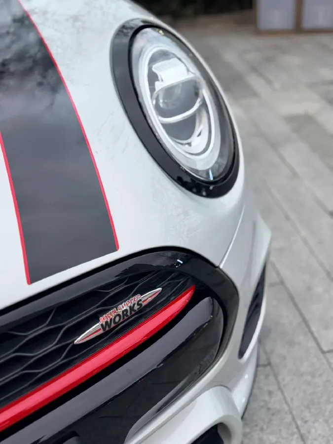 2020 MINI JCW 2.0T 231HP L4 8AT,autocango,china used car exporter,china ev exporter,chinese used car exporter,chinese used ev exporter