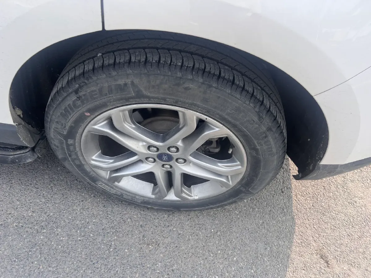 2018 Ford Edge 2.0T 245HP L4 6AT,autocango,china used car exporter,china ev exporter,chinese used car exporter,chinese used ev exporter