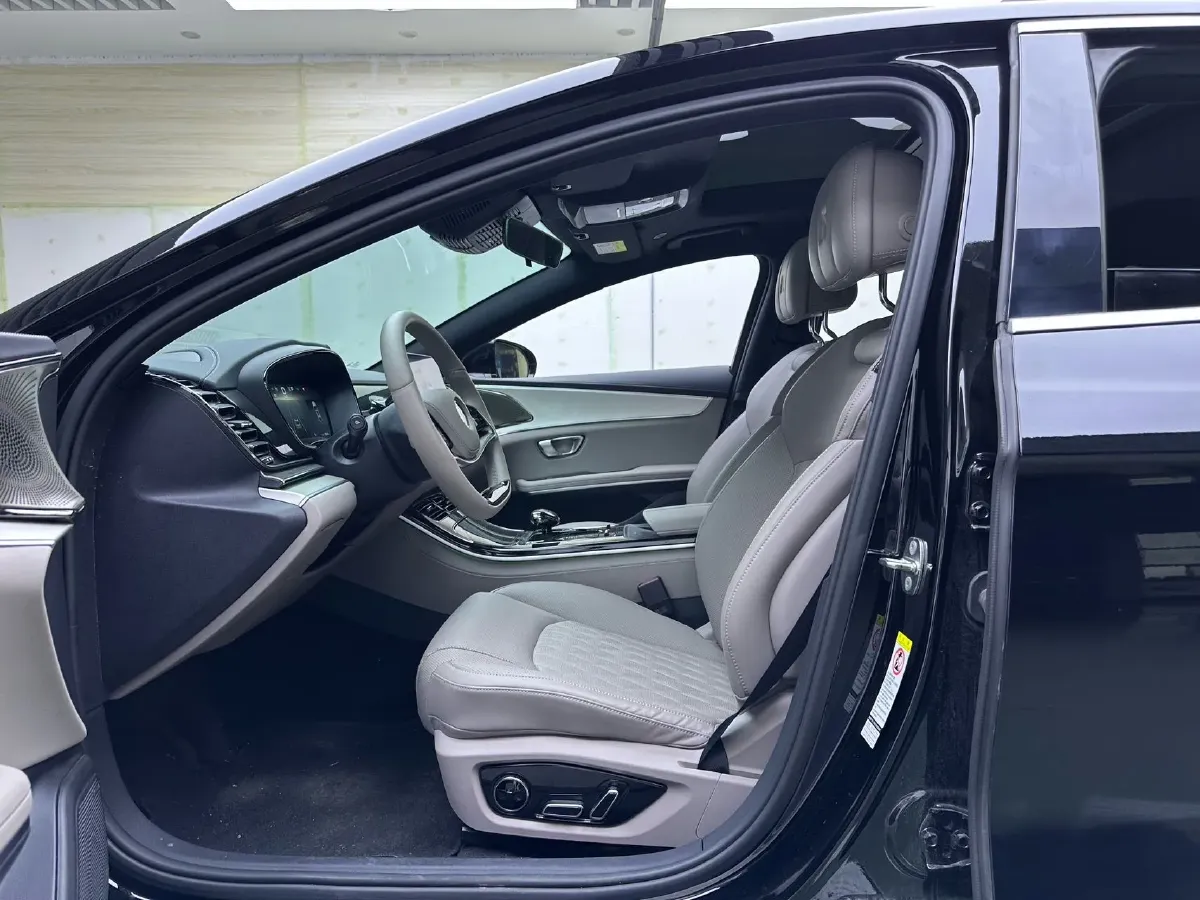 2025 BYD Han 1.5T 156HP L4 E-CVT PHEV,autocango,china used car exporter,china ev exporter,chinese used car exporter,chinese used ev exporter