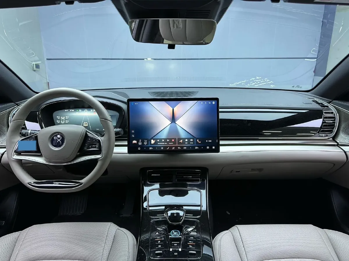 2025 BYD Han 1.5T 156HP L4 E-CVT PHEV,autocango,china used car exporter,china ev exporter,chinese used car exporter,chinese used ev exporter