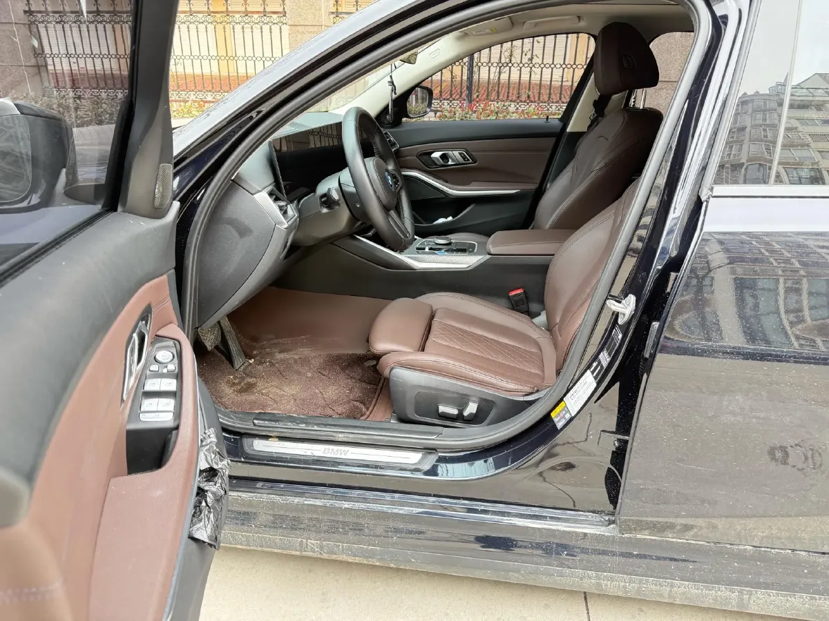 2023 BMW i3 BEV 79.05KWH,autocango,china used car exporter,china ev exporter,chinese used car exporter,chinese used ev exporter