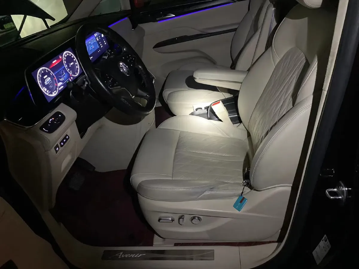 2022 Buick GL8 2.0T 237HP L4 9AT,autocango,china used car exporter,china ev exporter,chinese used car exporter,chinese used ev exporter