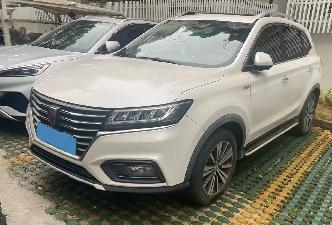 2017 Roewe RX5 1.5T 169HP L4 2AT PHEV 12KWH,autocango,china used car exporter,china ev exporter,chinese used car exporter,chinese used ev exporter
