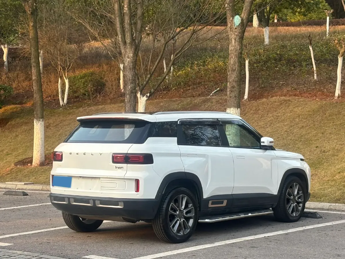 2020 Geely ICON 1.5T 177HP L3 7DCT,autocango,china used car exporter,china ev exporter,chinese used car exporter,chinese used ev exporter