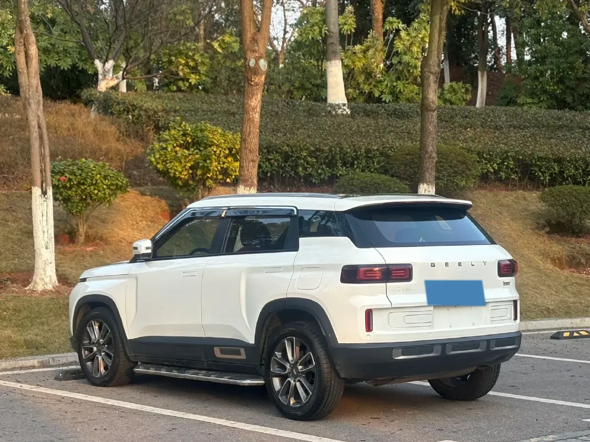 2020 Geely ICON 1.5T 177HP L3 7DCT,autocango,china used car exporter,china ev exporter,chinese used car exporter,chinese used ev exporter