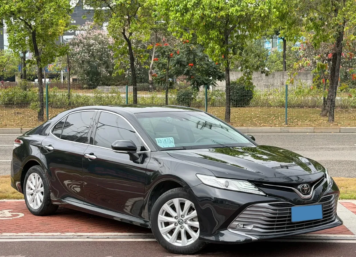 2019 Toyota Camry 2.0L 178HP L4 CVT,autocango,china used car exporter,china ev exporter,chinese used car exporter,chinese used ev exporter