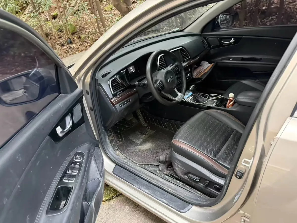 2017 Kia Cachet 1.8L 143HP L4 6AT,autocango,china used car exporter,china ev exporter,chinese used car exporter,chinese used ev exporter