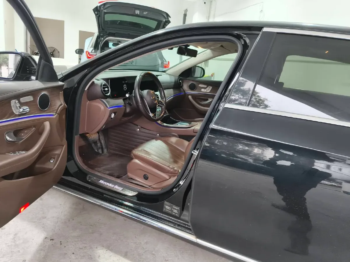 2021 Mercedes-Benz E Class 2.0T 258HP L4 9AT,autocango,china used car exporter,china ev exporter,chinese used car exporter,chinese used ev exporter