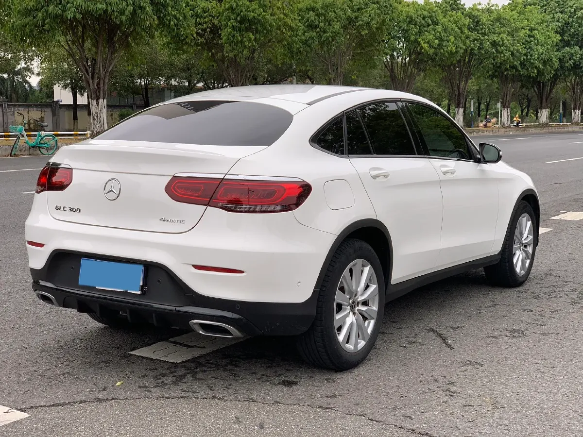 2020 Mercedes-Benz GLC Coupe 2.0T 197HP L4 9AT,autocango,china used car exporter,china ev exporter,chinese used car exporter,chinese used ev exporter