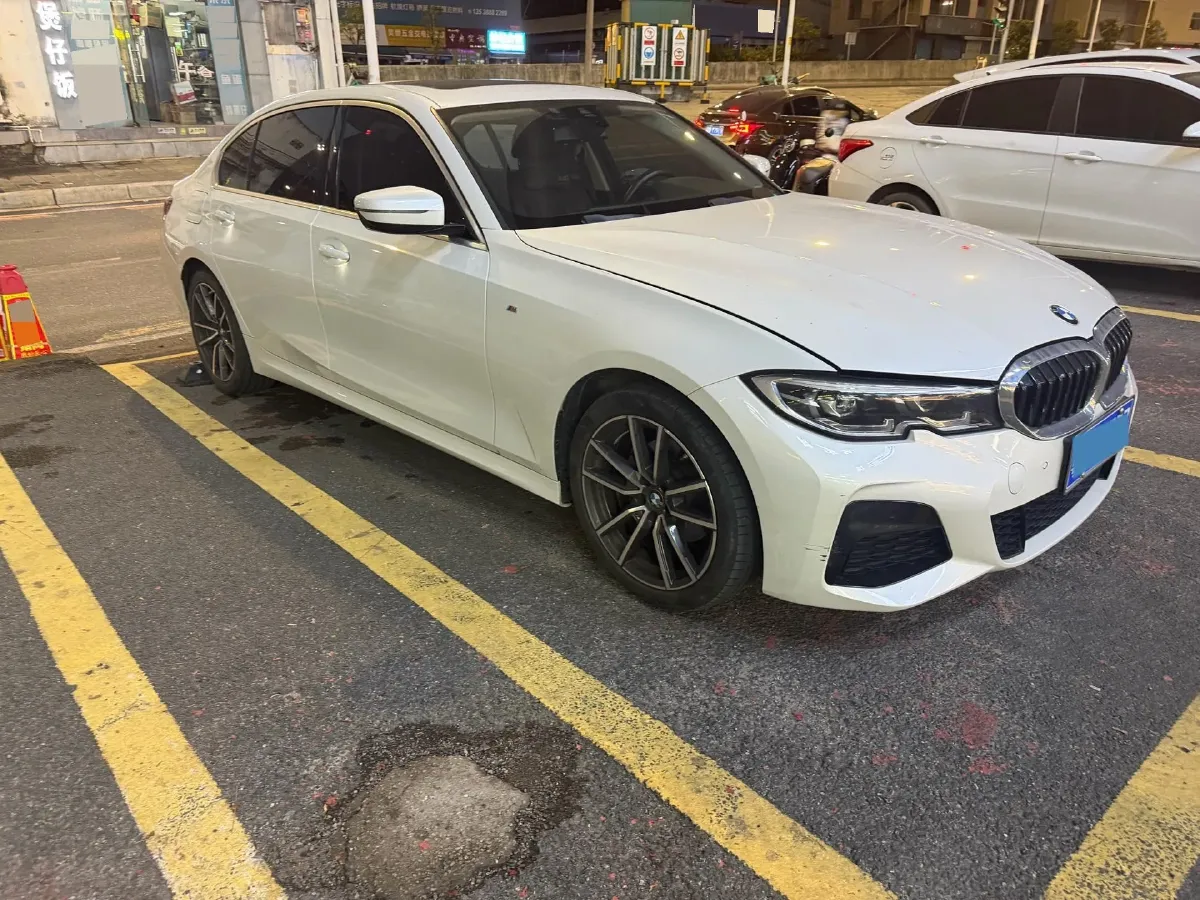 2022 BMW 3 Series 2.0T 184HP L4 8AT,autocango,china used car exporter,china ev exporter,chinese used car exporter,chinese used ev exporter