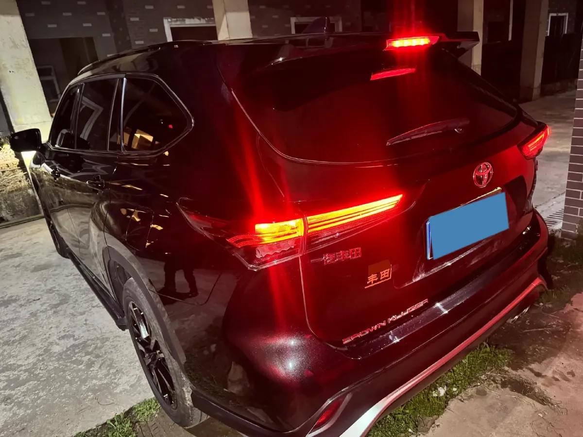 2024 Toyota Crown Kluger 2.0T 248HP L4 8AT,autocango,china used car exporter,china ev exporter,chinese used car exporter,chinese used ev exporter