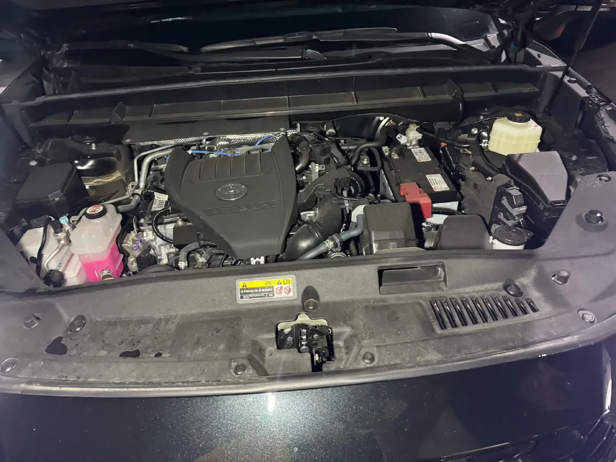 2024 Toyota Crown Kluger 2.0T 248HP L4 8AT,autocango,china used car exporter,china ev exporter,chinese used car exporter,chinese used ev exporter