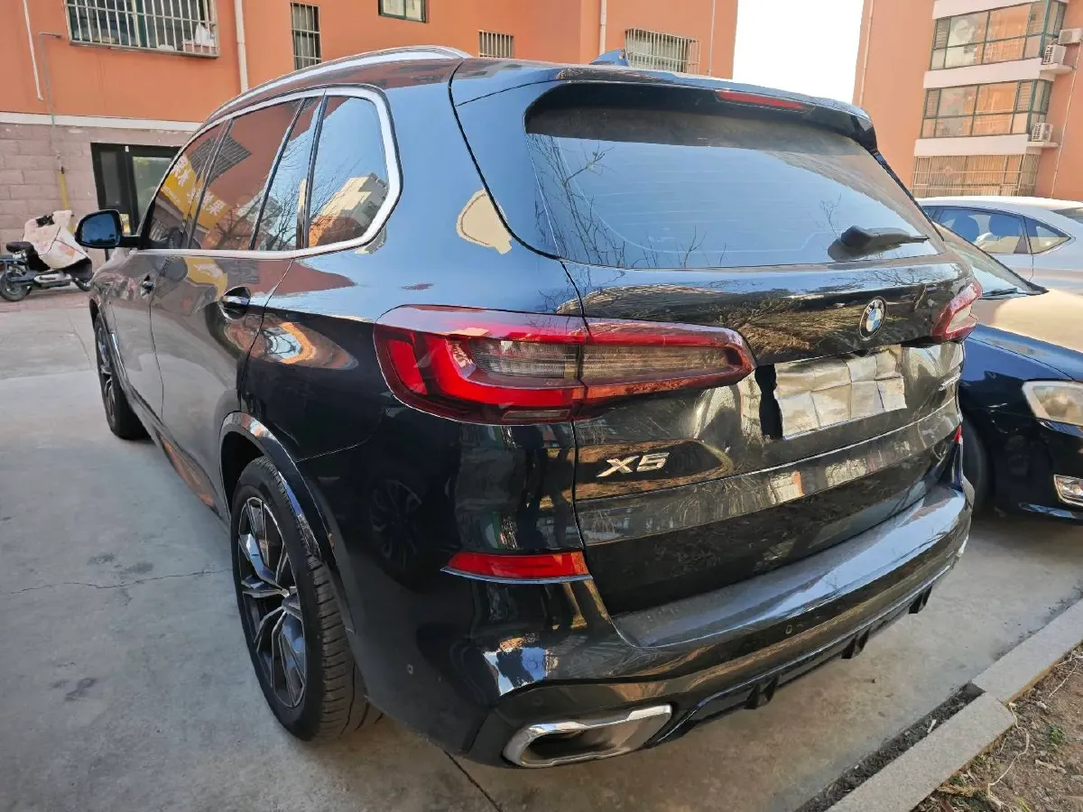 2022 BMW X5 2.0T 245HP L4 8AT,autocango,china used car exporter,china ev exporter,chinese used car exporter,chinese used ev exporter