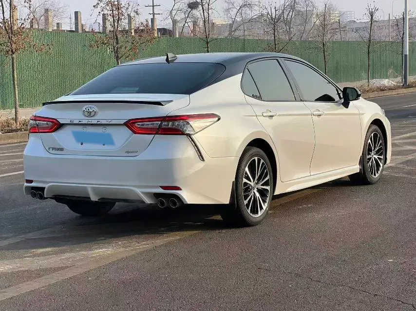 2019 Toyota Camry 2.5L 209HP L4 8AT,autocango,china used car exporter,china ev exporter,chinese used car exporter,chinese used ev exporter